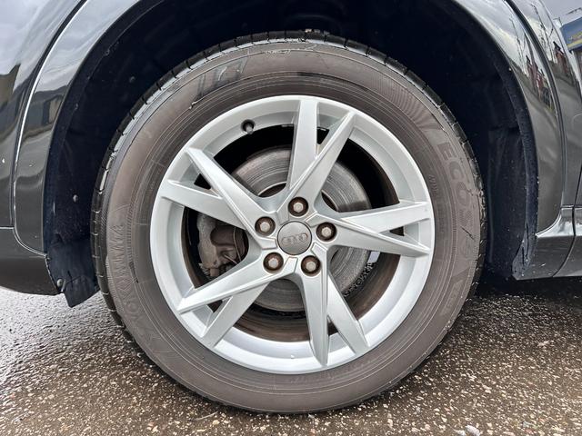 Ｑ３ ２．０ＴＦＳＩクワトロ１８０ＰＳ　４ＷＤ　バックカメラ　クリアランスソナー　ナビ　オートライト　ＨＩＤ　アルミホイール　スマートキー　アイドリングストップ　電動格納ミラー　ＡＴ　盗難防止システム　ＣＤ　ＡＢＳ　ＥＳＣ　エアコン（27枚目）