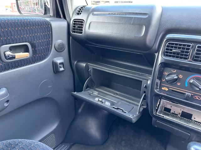 バモス ターボ　４ＷＤ　両側スライドドア　ＡＴ　アルミホイール　衝突安全ボディ　エアコン　パワーステアリング　パワーウィンドウ（31枚目）