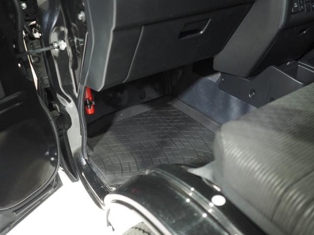 ハイゼットトラック エクストラ パートタイム4WD CVT オートライト キーフリーシステム USB/Bluetoothオーディオ ストロング防錆荷台 アルミホイール 前後コーナーセンサー アイドリングストップ スマートアシスト(38枚目)