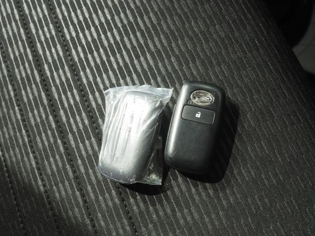 ハイゼットトラック エクストラ パートタイム4WD CVT オートライト キーフリーシステム USB/Bluetoothオーディオ ストロング防錆荷台 アルミホイール 前後コーナーセンサー アイドリングストップ スマートアシスト(44枚目)