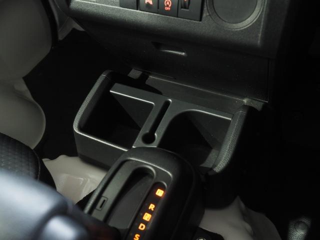 ハイゼットトラック スタンダード　パートタイム４ＷＤ　スマートアシスト　ＣＶＴ　ＡＭ／ＦＭラジオ　前後コーナーセンサー　アイドリングストップ（27枚目）