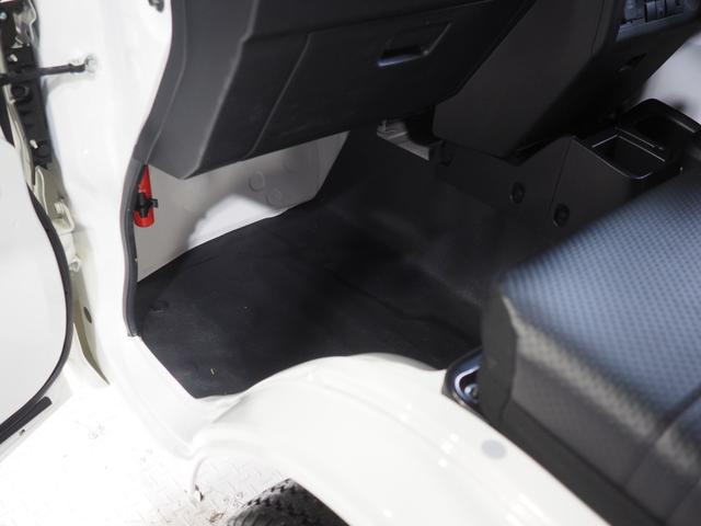 ハイゼットトラック スタンダード　パートタイム４ＷＤ　スマートアシスト　ＣＶＴ　ＡＭ／ＦＭラジオ　前後コーナーセンサー　アイドリングストップ（32枚目）