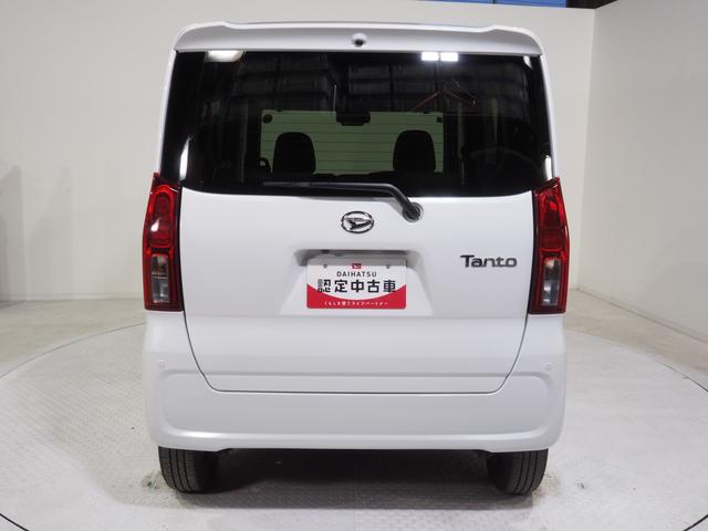 タント Ｘ　４ＷＤ　両側スライドドア左電動　ＬＥＤヘッドライト　オートエアコン　オーディオレス　運転席助手席シートヒーター　前後コーナーセンサー　電動パーキングブレーキ　アイドリングストップ　キーフリーシステム（6枚目）