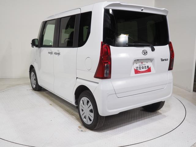 タント Ｘ　４ＷＤ　両側スライドドア左電動　ＬＥＤヘッドライト　オートエアコン　オーディオレス　運転席助手席シートヒーター　前後コーナーセンサー　電動パーキングブレーキ　アイドリングストップ　キーフリーシステム（7枚目）