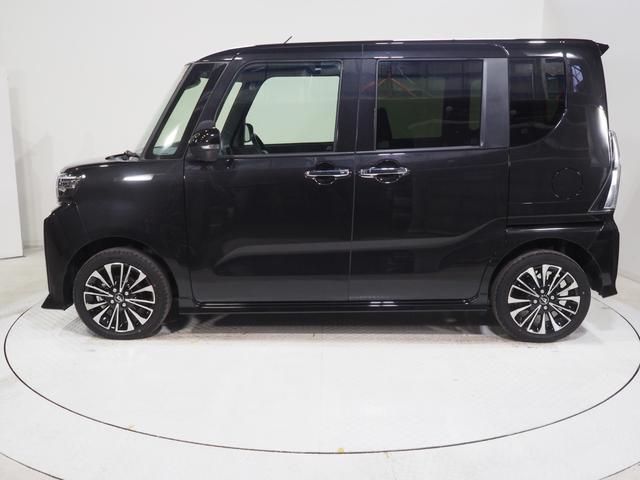 タント カスタムＲＳ　４ＷＤ　両側パワースライドドア　オーディオレス　ＬＥＤヘッドライト　オートライト　オートエアコン　運転席助手席シートヒーター　前後コーナーセンサー　後席テーブル　キーフリーシステム　アルミホイール（8枚目）