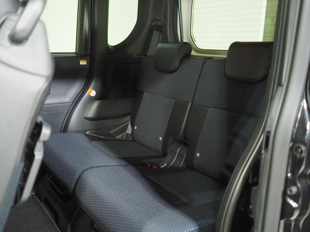 タント カスタムＲＳ　４ＷＤ　両側パワースライドドア　オーディオレス　ＬＥＤヘッドライト　オートライト　オートエアコン　運転席助手席シートヒーター　前後コーナーセンサー　後席テーブル　キーフリーシステム　アルミホイール（12枚目）