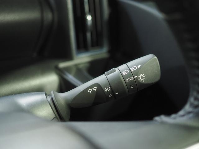 タント カスタムＲＳ　４ＷＤ　両側パワースライドドア　オーディオレス　ＬＥＤヘッドライト　オートライト　オートエアコン　運転席助手席シートヒーター　前後コーナーセンサー　後席テーブル　キーフリーシステム　アルミホイール（27枚目）