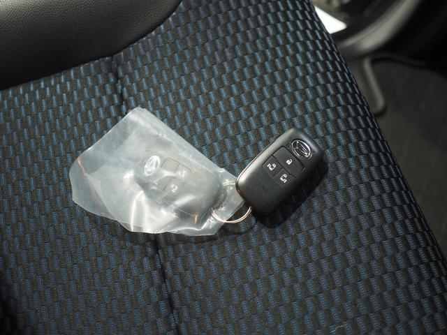 タント カスタムＲＳ　４ＷＤ　両側パワースライドドア　オーディオレス　ＬＥＤヘッドライト　オートライト　オートエアコン　運転席助手席シートヒーター　前後コーナーセンサー　後席テーブル　キーフリーシステム　アルミホイール（38枚目）