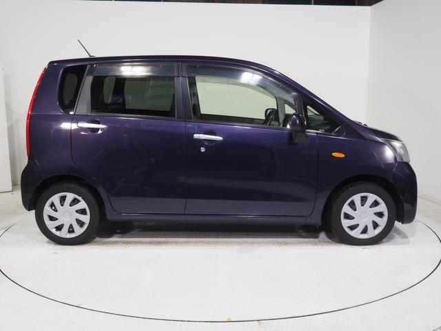 ムーヴ Ｌ　ＳＡ　４ＷＤ　スマートアシスト　ダイハツ純正ナビ　リモコンエンジンスターター　キーレスエントリー　電動格納ドアミラー　アイドリングストップ　ＶＳＣ（横滑り抑制機能）（4枚目）