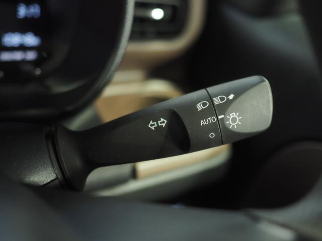 ムーヴキャンバス セオリーＸ　２ＷＤ　両側パワースライドドア　スマートアシスト　ダイハツ純正ナビ　バックモニター　ドライブレコーダー　リモコンエンジンスターター　オートエアコン　前後コーナーセンサー　アイドリングストップ（32枚目）