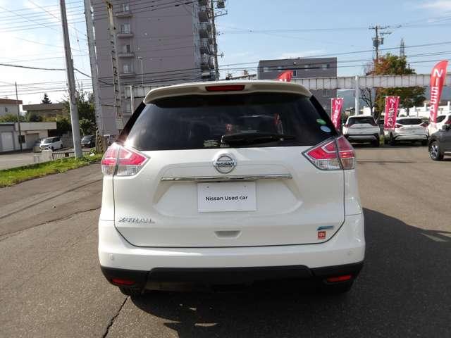 エクストレイル ２．０　２０Ｘｔｔ　エマージェンシーブレーキパッケージ　２列車　４ＷＤ　メーカーナビ＆全周囲モニター（4枚目）