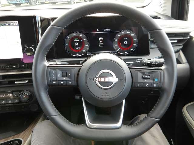 オーラ 1.2 G FOUR 4WD 大型ナビ付き社用車UP(7枚目)