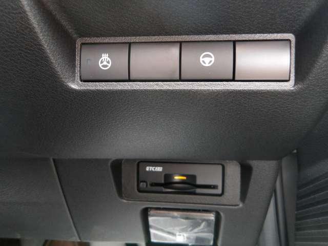 オーラ 1.2 G FOUR レザーエディション 4WD 当社試乗車アップ(15枚目)