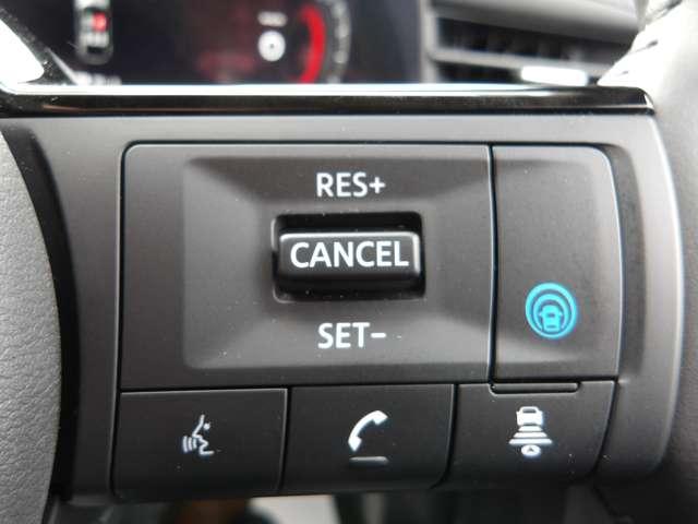 オーラ 1.2 G FOUR レザーエディション 4WD 当社試乗車アップ(17枚目)