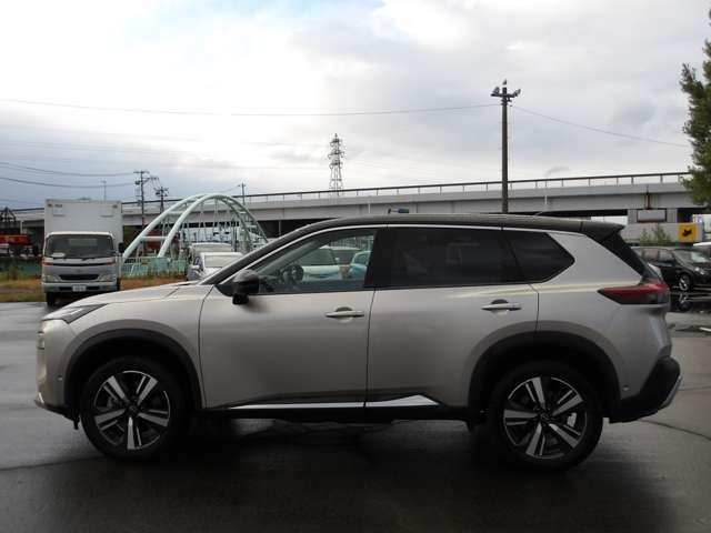 エクストレイル １．５　Ｇ　ｅ－４ＯＲＣＥ　４ＷＤ　当社社用車ＵＰ大型ナビ連動ＥＴＣ（3枚目）