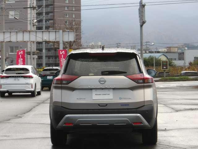 エクストレイル １．５　Ｇ　ｅ－４ＯＲＣＥ　４ＷＤ　当社社用車ＵＰ大型ナビ連動ＥＴＣ（4枚目）