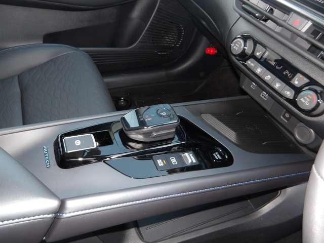 ノート 1.2 AUTECH クロスオーバー FOUR 4WD(8枚目)