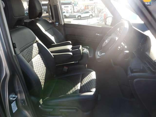 セレナ 2.0 ハイウェイスターV 4WD 法定12ヶ点検整備渡しです!(17枚目)