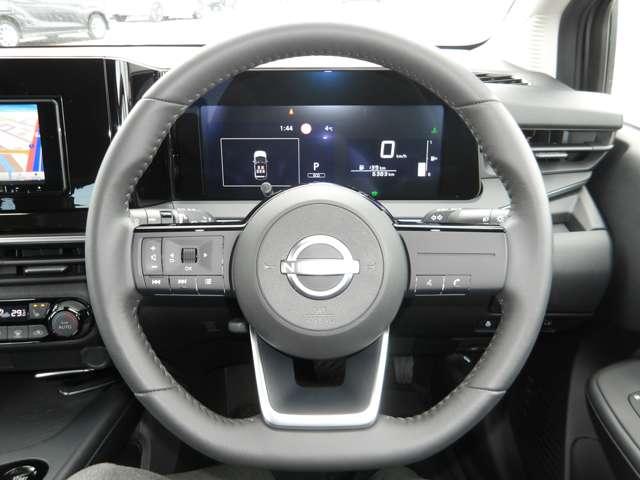 ノート １．２　Ｘ　ＦＯＵＲ　４ＷＤ　社外フルセグナビ＆バックモニター（7枚目）