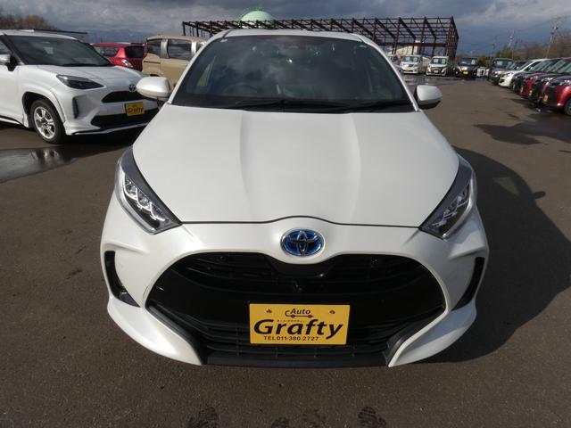 ヤリス ハイブリッドＺ　４ＷＤ（2枚目）