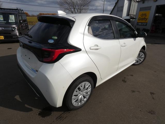 ヤリス ハイブリッドＺ　４ＷＤ（7枚目）