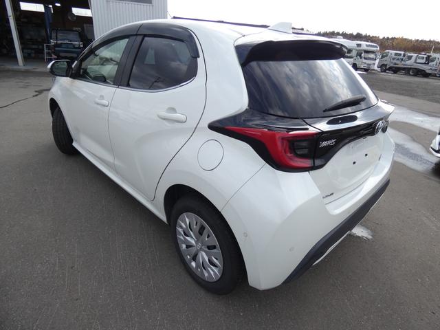 ヤリス ハイブリッドＺ　４ＷＤ（8枚目）