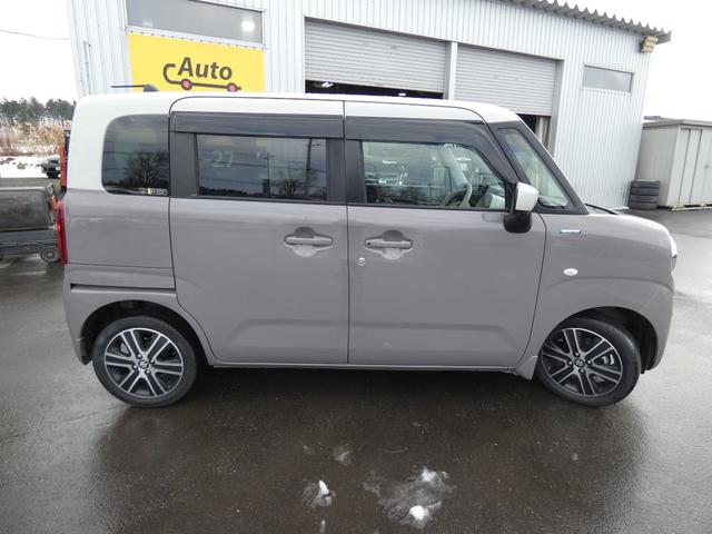 ワゴンRスマイル ハイブリッドS 4WD(4枚目)