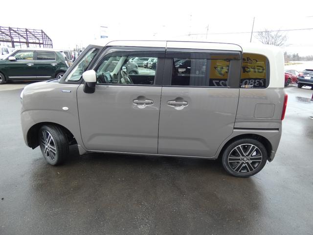 ワゴンRスマイル ハイブリッドS 4WD(5枚目)