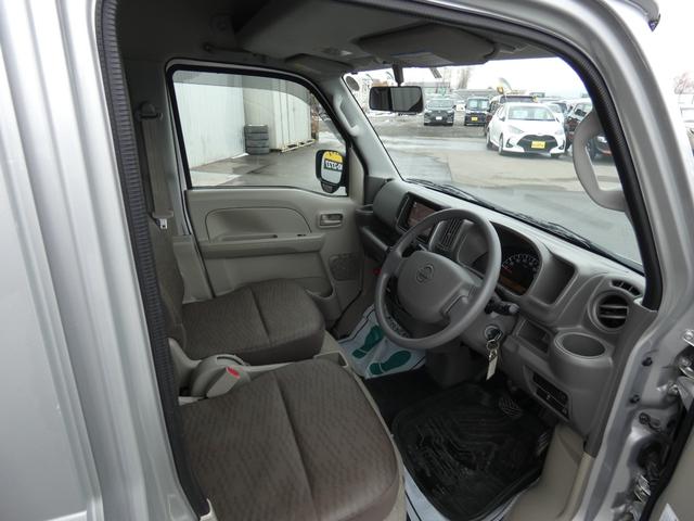 NV100クリッパーバン DX 4WD(9枚目)