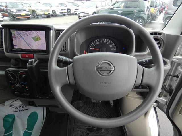 NV100クリッパーバン DX 4WD(14枚目)