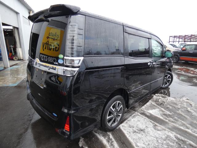 ヴォクシー ＺＳ　煌　４ＷＤ（7枚目）