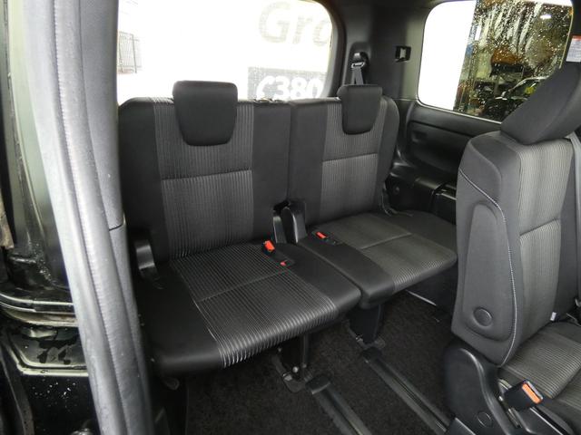 ヴォクシー ＺＳ　煌　４ＷＤ（11枚目）