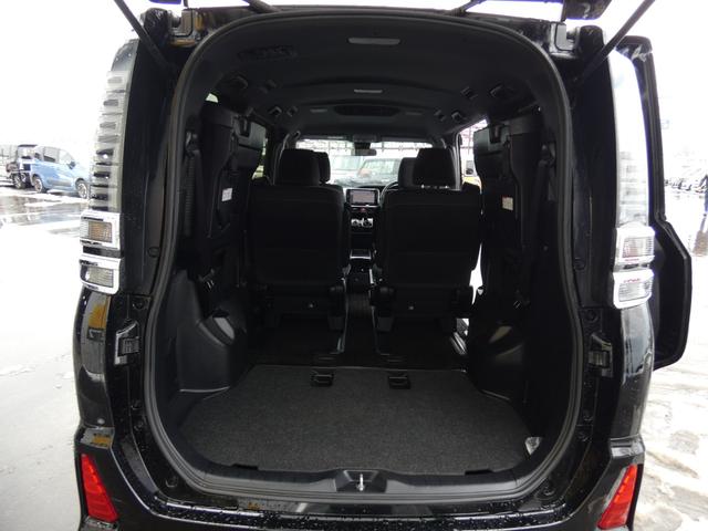 ヴォクシー ＺＳ　煌　４ＷＤ（13枚目）