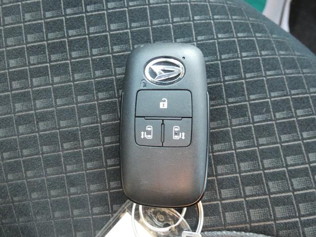 タント カスタムＲＳ　４ＷＤ（26枚目）