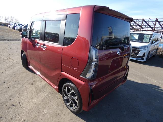 タント カスタムＸ　４ＷＤ（8枚目）