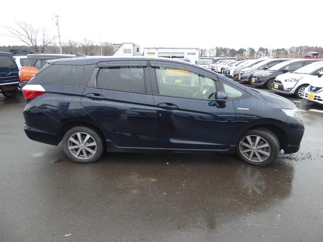 シャトル ハイブリッドＸ　４ＷＤ（4枚目）