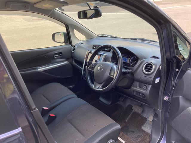 デイズ ハイウェイスター　Ｇ　４ＷＤ　ナビ・テレビ　エンジンプッシュスタート　スマートキー　バックカメラ　オートライト　ミュージックサーバー接続可　アイドリングストップ　全方位モニター（11枚目）