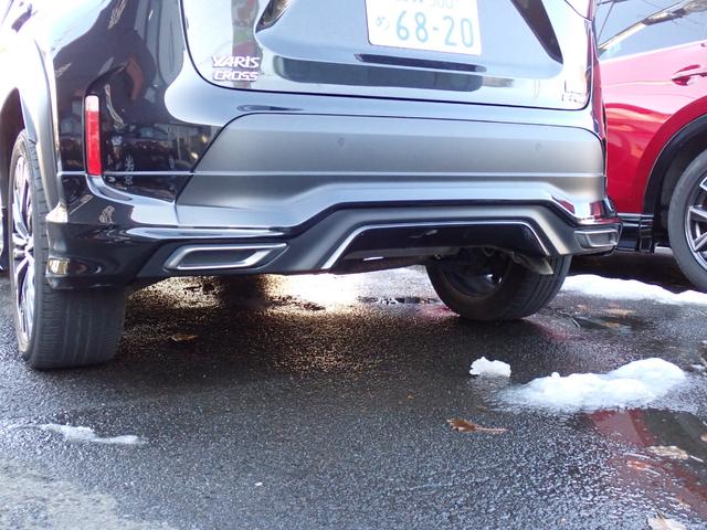 ヤリスクロス ハイブリッドＺ　４ＷＤ　寒冷地仕様　モデリスタエアロ　純正８インチナビ　フルセグ　全方位カメラ　電動リアゲート　ＬＥＤヘッドライト　オートハイビーム　クルーズコントコール　シートヒーター　ＡＣ１００Ｖ（10枚目）