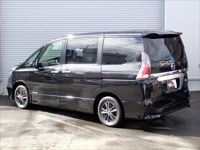 セレナ ハイウェイスター プロパイロットエディション 4WD 夏冬タイヤ付き 前後ドラレコ エンジンスターター 後席9インチモニター バックカメラ 両側パワースライドドア シートヒーター ETC Bluetooth接続 ブルーレイ・DVD・CD(5枚目)