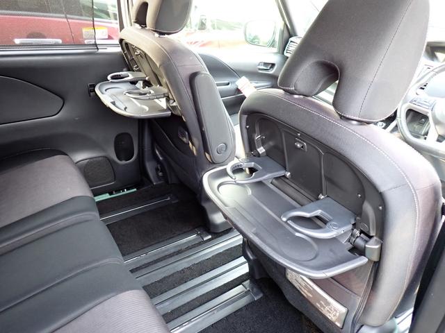 セレナ ハイウェイスター プロパイロットエディション 4WD 夏冬タイヤ付き 前後ドラレコ エンジンスターター 後席9インチモニター バックカメラ 両側パワースライドドア シートヒーター ETC Bluetooth接続 ブルーレイ・DVD・CD(32枚目)