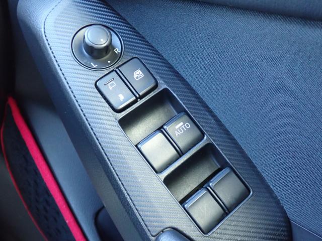 アクセラスポーツ １５Ｓ　４ＷＤ　夏冬タイヤ付き　ドライブレコーダー　エンジンスターター　レーザーレーダー　シートカバー　追加ツィーター　タワーバー　ボンネットダンパー　ＣＤ・ＤＶＤ　Ｂｌｕｅｔｏｏｔｈ接続　ＵＳＢ電源（22枚目）