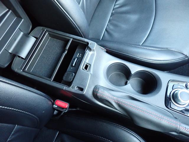 アクセラスポーツ １５Ｓ　４ＷＤ　夏冬タイヤ付き　ドライブレコーダー　エンジンスターター　レーザーレーダー　シートカバー　追加ツィーター　タワーバー　ボンネットダンパー　ＣＤ・ＤＶＤ　Ｂｌｕｅｔｏｏｔｈ接続　ＵＳＢ電源（31枚目）