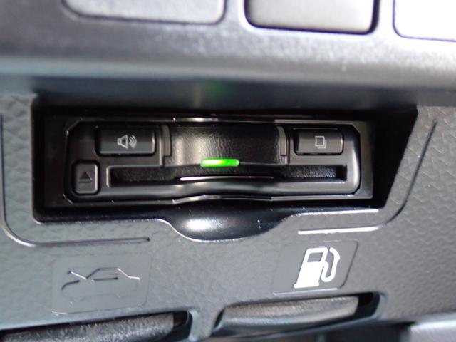 ルーミー カスタムＧ　４ＷＤ　寒冷地仕様　社外ナビ　アラウンドビューモニター　両側パワースライドドア　コーナーセンサー　クルーズコントロール　シートヒーター　サイド・リアモデリスタエアロ　モデリスタ１５インチアルミ　ＥＴＣ（14枚目）