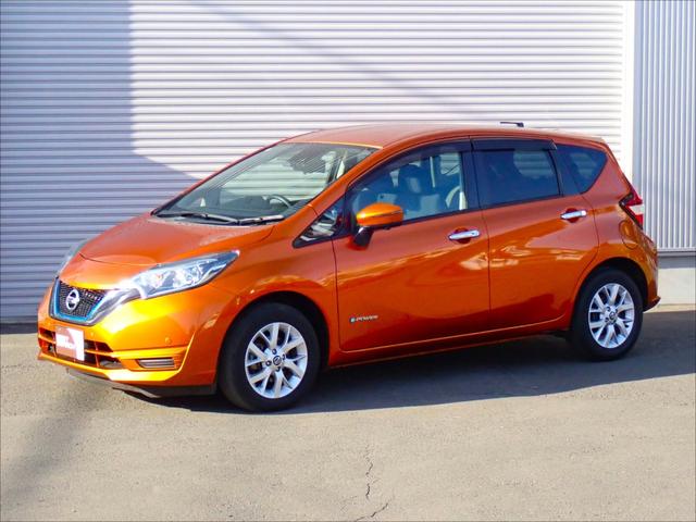 ノート ｅ－パワー　Ｘ　ＦＯＵＲ　Ｖセレクション　４ＷＤ　本州仕入　ドライブレコーダー　アラウンドビューモニター　デジタルミラー　ＬＥＤヘッドライト　ヒーテッドドアミラー　フルセグ対応ナビ　ＥＴＣ　Ｂｌｕｅｔｏｏｔｈ接続　クルーズコントロール（3枚目）