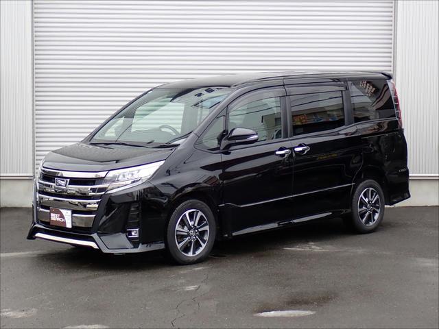 ノア Ｓｉ　ダブルバイビーＩＩ　４ＷＤ　寒冷地仕様　３列８人乗り　両側パワースライドドア　ハーフレザーシート　コーナーセンサー　純正ナビ　バックカメラ　ＥＴＣ　クルーズコントロール　ＬＥＤヘッドライト　プリクラッシュセーフティ（4枚目）