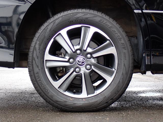 ノア Ｓｉ　ダブルバイビーＩＩ　４ＷＤ　寒冷地仕様　３列８人乗り　両側パワースライドドア　ハーフレザーシート　コーナーセンサー　純正ナビ　バックカメラ　ＥＴＣ　クルーズコントロール　ＬＥＤヘッドライト　プリクラッシュセーフティ（10枚目）