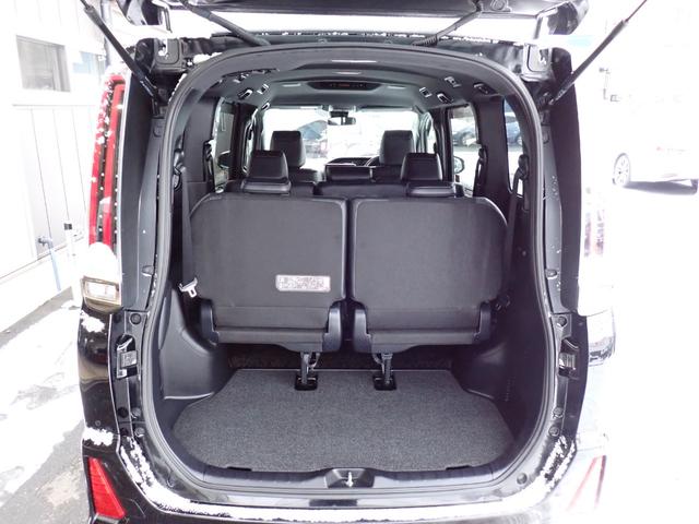 ノア Ｓｉ　ダブルバイビーＩＩ　４ＷＤ　寒冷地仕様　３列８人乗り　両側パワースライドドア　ハーフレザーシート　コーナーセンサー　純正ナビ　バックカメラ　ＥＴＣ　クルーズコントロール　ＬＥＤヘッドライト　プリクラッシュセーフティ（34枚目）