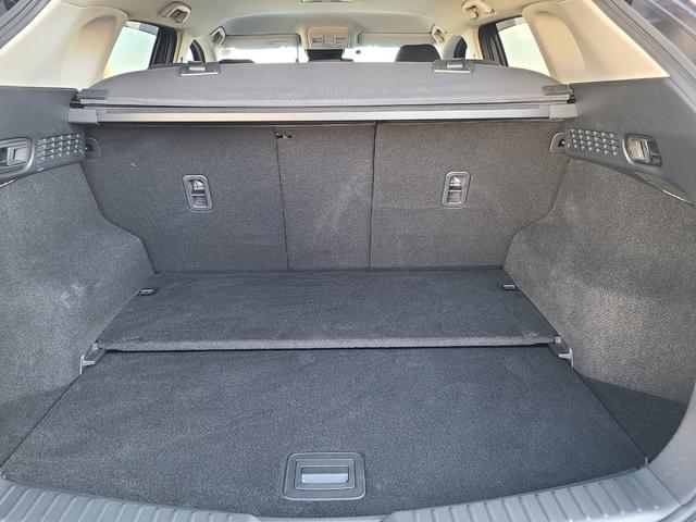 ＣＸ－５ ＸＤ　ブラックトーンエディション　ワンオーナー　４ＷＤ　ディーゼルターボ　純正エンジンスターター　夏冬タイヤ　前後ドラレコ　ＥＴＣ　パノラミックビュー　Ｆシートヒーター　レーダークルーズコントロール　純正ナビ　ＴＶ　Ｂｌｕｅｔｏｏｔｈ（6枚目）