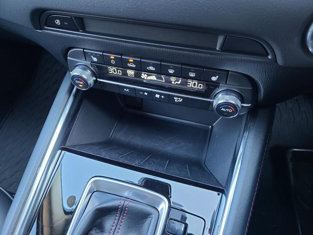 ＣＸ－５ ＸＤ　ブラックトーンエディション　ワンオーナー　４ＷＤ　ディーゼルターボ　純正エンジンスターター　夏冬タイヤ　前後ドラレコ　ＥＴＣ　パノラミックビュー　Ｆシートヒーター　レーダークルーズコントロール　純正ナビ　ＴＶ　Ｂｌｕｅｔｏｏｔｈ（57枚目）