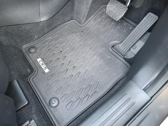 ＣＸ－５ ＸＤ　ブラックトーンエディション　ワンオーナー　４ＷＤ　ディーゼルターボ　純正エンジンスターター　夏冬タイヤ　前後ドラレコ　ＥＴＣ　パノラミックビュー　Ｆシートヒーター　レーダークルーズコントロール　純正ナビ　ＴＶ　Ｂｌｕｅｔｏｏｔｈ（72枚目）